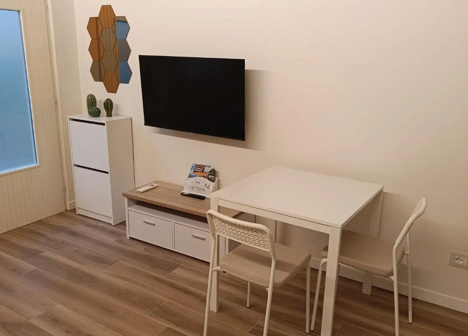 דירות טוסקולנו מדרנו Il Giardino Di Laura 0*,  איטליה